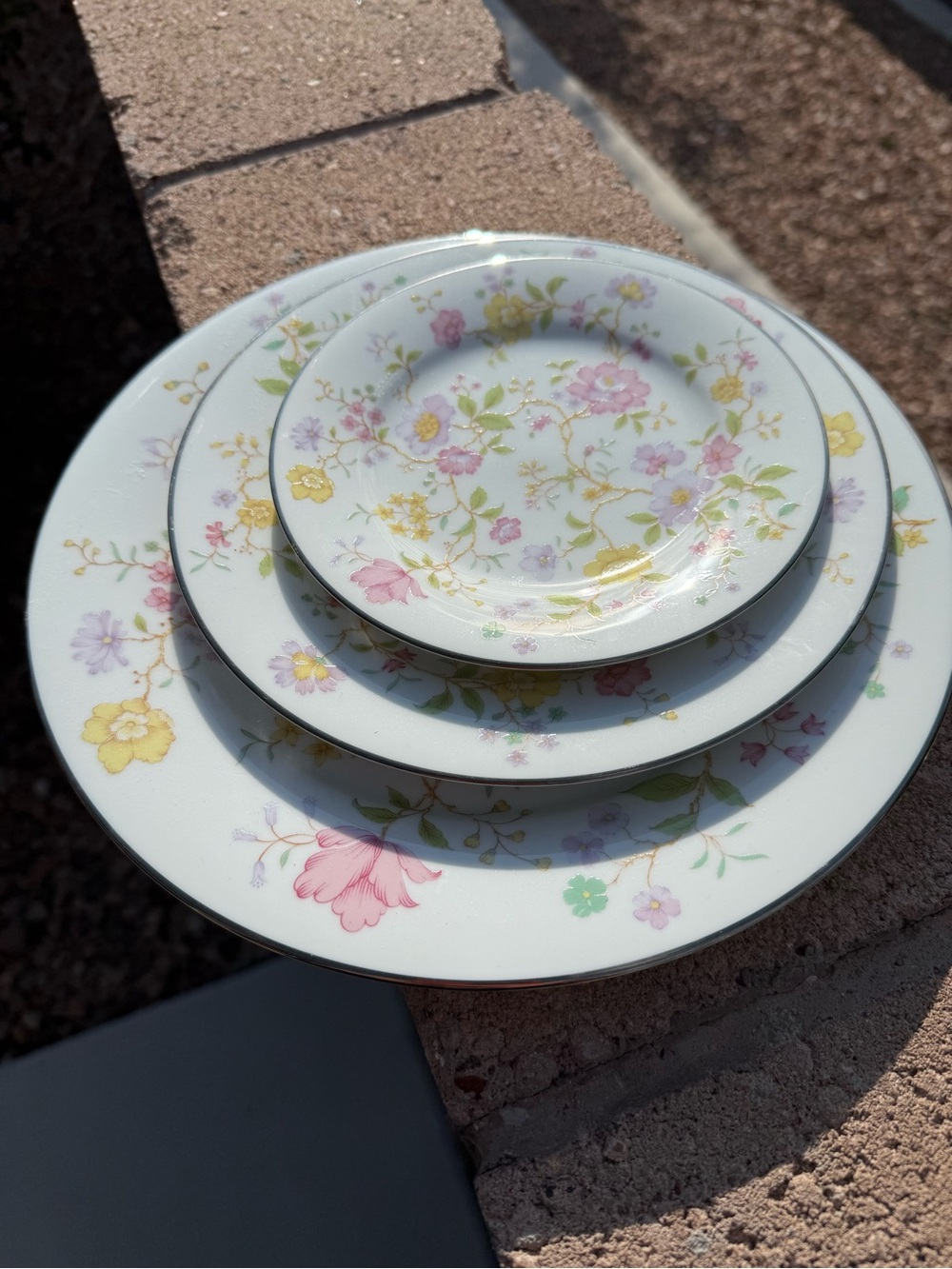 Noritake Harmony 2552 Floral Plate Set – 6” to 10.5” – Japan